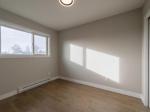 647/649 Reemon Drive, Kamloops, BC - Indoor Photo Showing Other Room