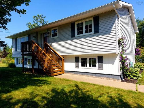 12 Shiloh Drive, Hatchet Lake, NS 