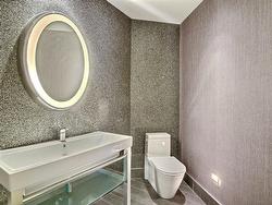 Powder room - 