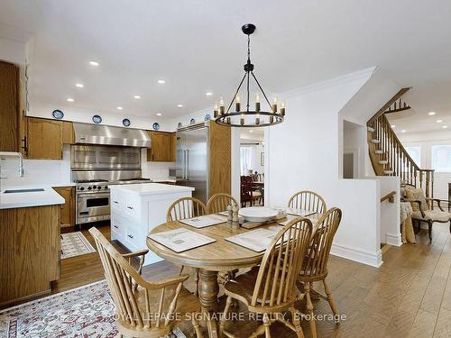 25 Cluster Oak Pl, Brampton, ON - Indoor Photo Showing Dining Room