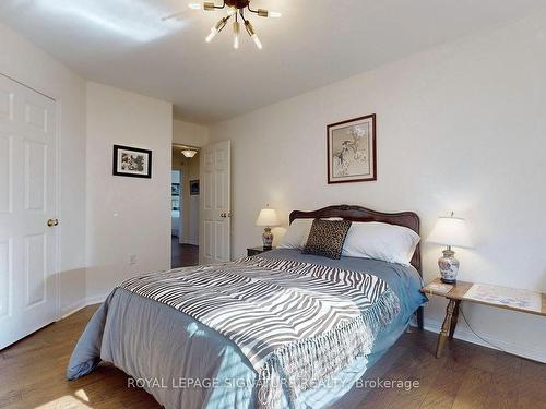 25 Cluster Oak Pl, Brampton, ON - Indoor Photo Showing Bedroom