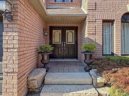 25 Cluster Oak Pl, Brampton, ON - Outdoor