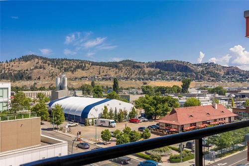 604-1232 Ellis Street, Kelowna, BC - Outdoor With View