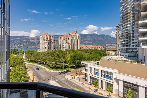 604-1232 Ellis Street, Kelowna, BC - Outdoor