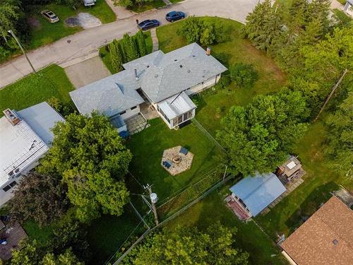 2 Beech St, Pine Falls, MB 