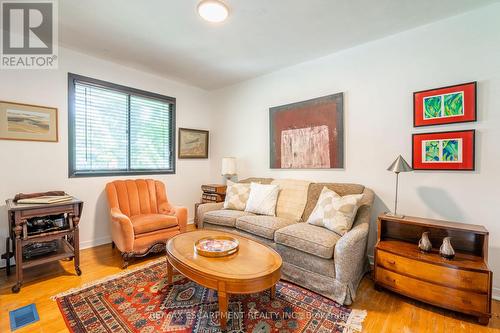 5203 Mulberry Drive, Burlington (Appleby), ON - Indoor Photo Showing Living Room