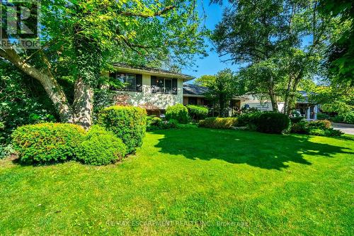 5203 Mulberry Drive, Burlington (Appleby), ON - Outdoor