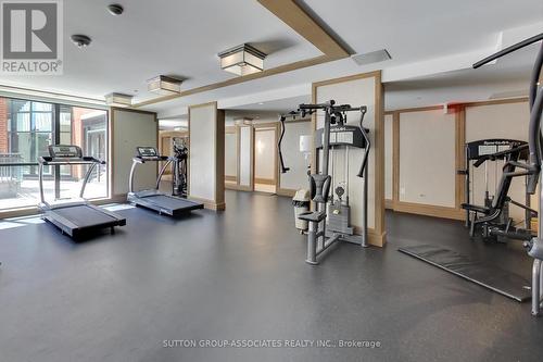 641 - 830 Lawrence Avenue W, Toronto (Yorkdale-Glen Park), ON - Indoor Photo Showing Gym Room