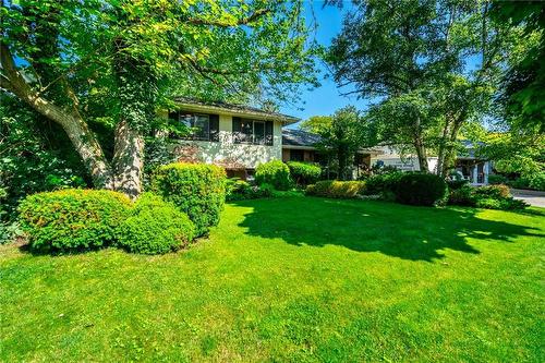 5203 Mulberry Drive, Burlington, ON - Outdoor