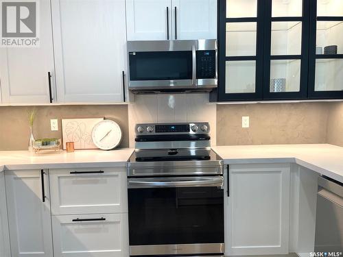 103 Ontario Avenue, Yorkton, SK - Indoor Photo Showing Kitchen