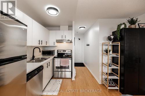 1105 - 76 Base Line Road W, London, ON - Indoor Photo Showing Kitchen With Double Sink With Upgraded Kitchen