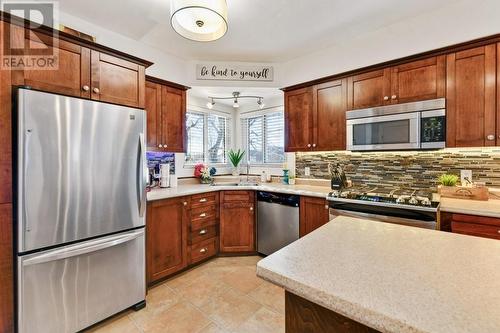 127 Grant Boulevard, Renfrew, ON - Indoor Photo Showing Kitchen With Double Sink