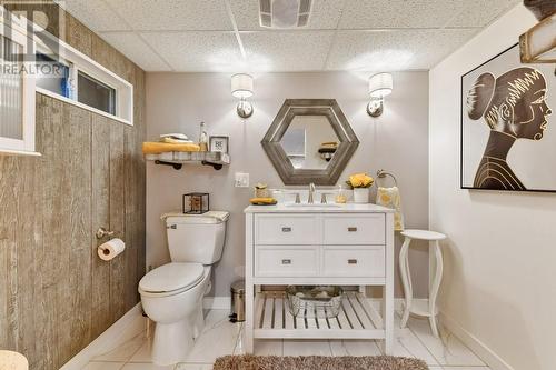 127 Grant Boulevard, Renfrew, ON - Indoor Photo Showing Bathroom