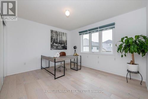 8 Bell Avenue, New Tecumseth, ON - Indoor Photo Showing Other Room