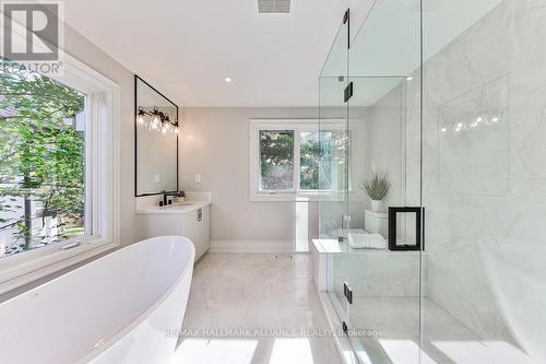 1312 Duncan Road, Oakville (Eastlake), ON - Indoor Photo Showing Bathroom