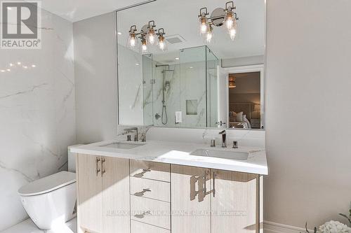 1312 Duncan Road, Oakville (Eastlake), ON - Indoor Photo Showing Bathroom