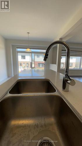 269 Broadacre Drive, Kitchener, ON - Indoor Photo Showing Kitchen With Double Sink