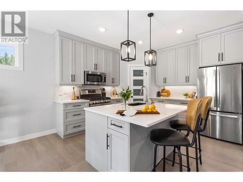 2529 Valley Place, Blind Bay, BC - Indoor Photo Showing Kitchen With Upgraded Kitchen