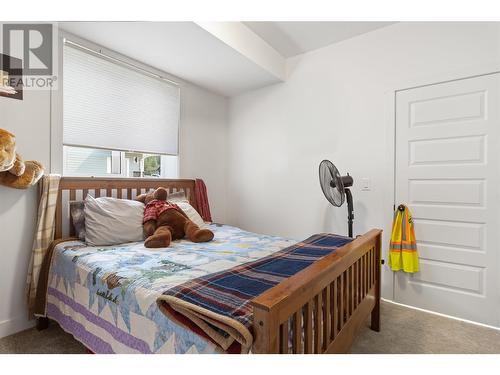 2529 Valley Place, Blind Bay, BC - Indoor Photo Showing Bedroom