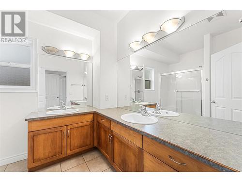 2567 Rhinestone Road, West Kelowna, BC - Indoor Photo Showing Bathroom