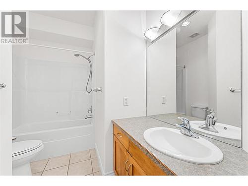 2567 Rhinestone Road, West Kelowna, BC - Indoor Photo Showing Bathroom