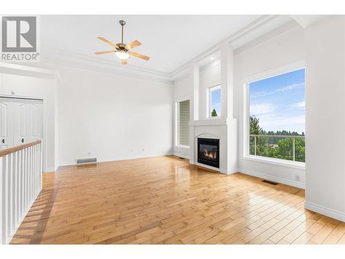 2567 Rhinestone Road, West Kelowna, BC - Indoor Photo Showing Living Room With Fireplace