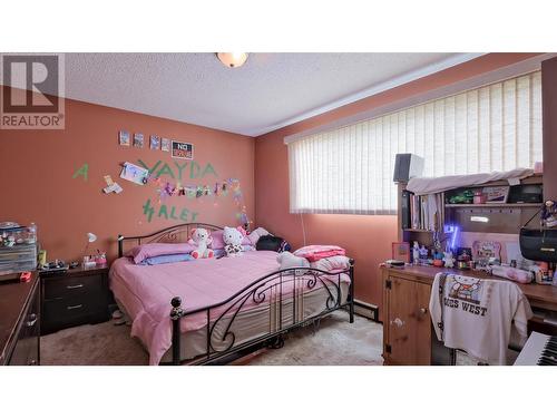 895 Theodora Road, Kelowna, BC - Indoor Photo Showing Bedroom