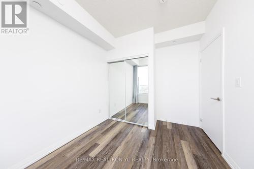 2110 - 75 Canterbury Place, Toronto, ON - Indoor Photo Showing Other Room