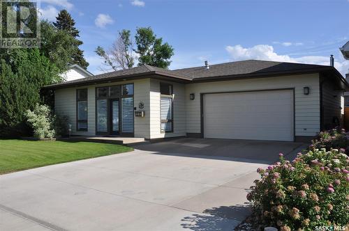 310 Willow Street E, Saskatoon, SK - Outdoor