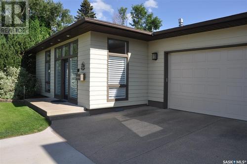 310 Willow Street E, Saskatoon, SK - Outdoor With Exterior