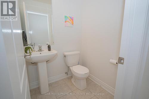 120 Mutrie Boulevard, Guelph/Eramosa, ON - Indoor Photo Showing Bathroom