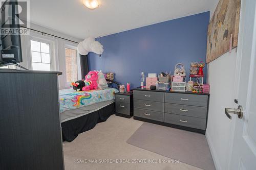 120 Mutrie Boulevard, Guelph/Eramosa, ON - Indoor Photo Showing Bedroom