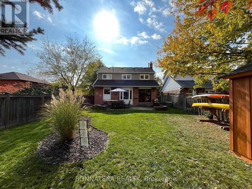 1626 Greenbriar Drive, Oakville, ON - Outdoor