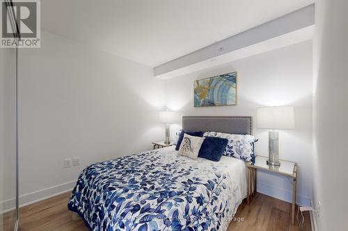 725 - 955 Bay Street, Toronto, ON - Indoor Photo Showing Bedroom