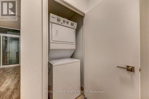 621 - 621 Sheppard Avenue E, Toronto C15, ON - Indoor Photo Showing Laundry Room