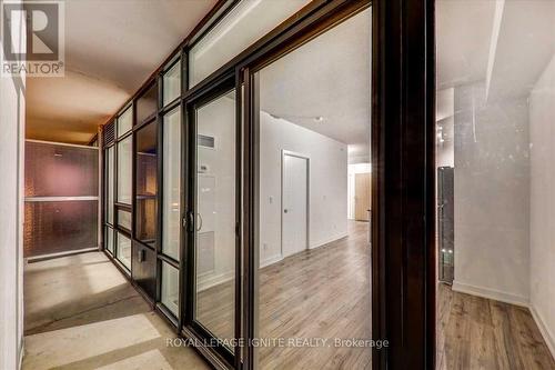 621 - 621 Sheppard Avenue E, Toronto, ON - Indoor Photo Showing Other Room