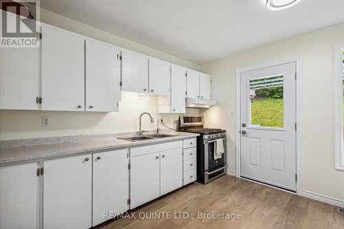 2478 County Road 40, Quinte West, ON - Indoor Photo Showing Kitchen With Double Sink