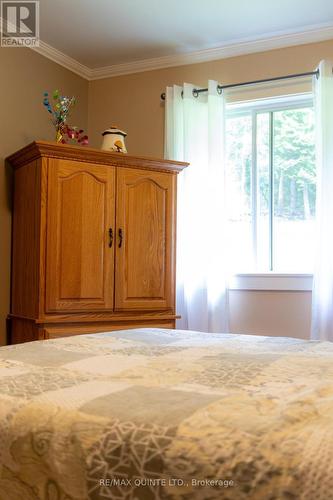 2478 County Road 40, Quinte West, ON - Indoor Photo Showing Bedroom