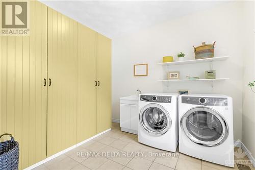 140 High Street, Prescott And Russell, ON - Indoor Photo Showing Laundry Room