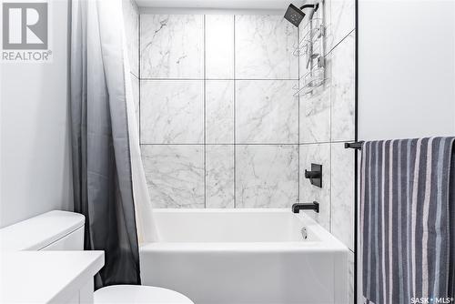 207 Warwick Crescent, Warman, SK - Indoor Photo Showing Bathroom