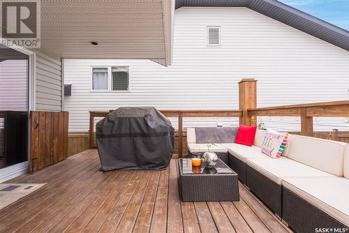 207 Warwick Crescent, Warman, SK - Outdoor With Deck Patio Veranda With Exterior