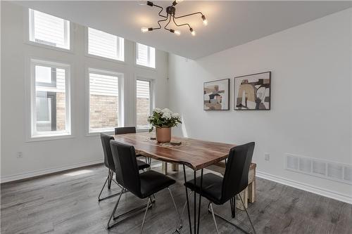 12 Strathroy Crescent, Waterdown, ON - Indoor Photo Showing Dining Room