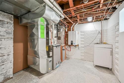 50 York Street, St. Catharines, ON - Indoor Photo Showing Basement