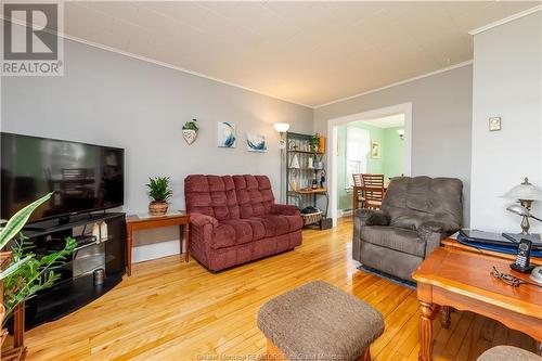 122 South Cove Rd, Shediac, NB - Indoor Photo Showing Living Room