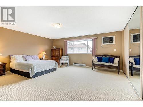 2477 Ingram Road Unit# 100, West Kelowna, BC - Indoor Photo Showing Bedroom