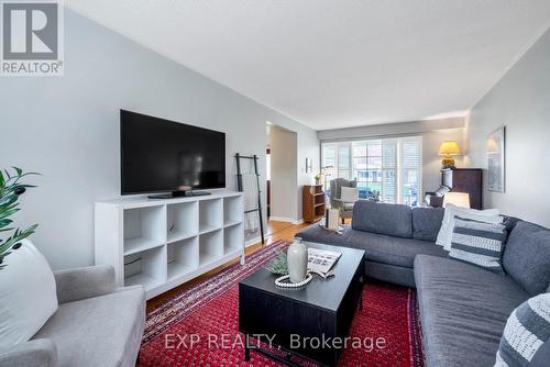 45 Bayview Crescent, Cobourg, ON - Indoor Photo Showing Living Room