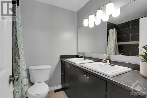 434 Claridge Drive, Ottawa, ON - Indoor Photo Showing Bathroom