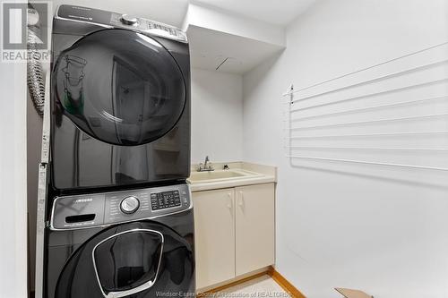 75 Riverside Drive East Unit# 1709, Windsor, ON - Indoor Photo Showing Laundry Room