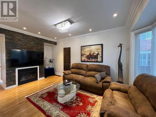 3050 Doyle Street, Mississauga, ON - Indoor Photo Showing Living Room With Fireplace