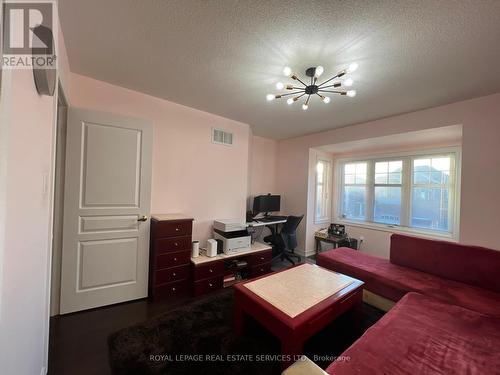 3050 Doyle Street, Mississauga, ON - Indoor Photo Showing Other Room